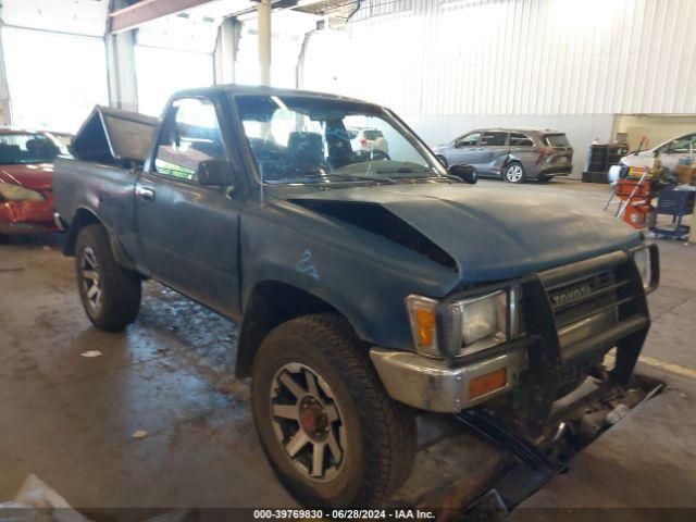  Salvage Toyota Pickup