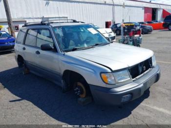  Salvage Subaru Forester