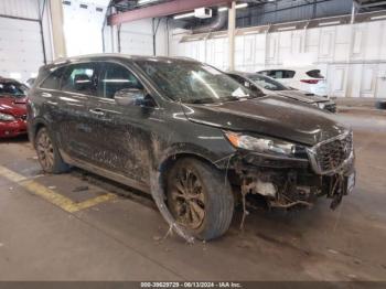  Salvage Kia Sorento