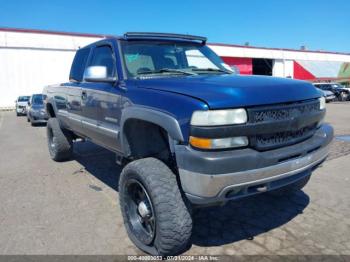  Salvage Chevrolet Silverado 2500