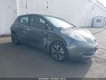  Salvage Nissan LEAF