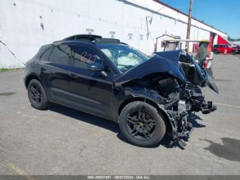  Salvage Porsche Macan