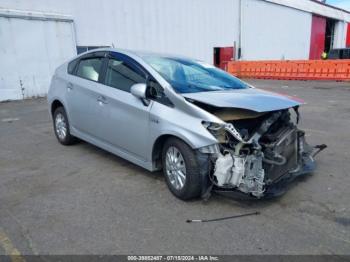  Salvage Toyota Prius