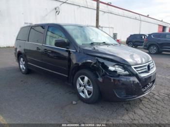  Salvage Volkswagen Routan