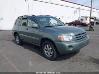  Salvage Toyota Highlander