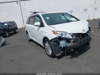  Salvage Toyota Sienna