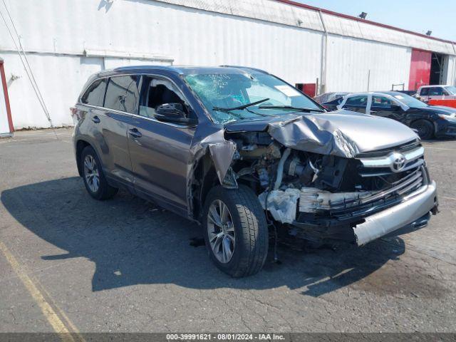  Salvage Toyota Highlander