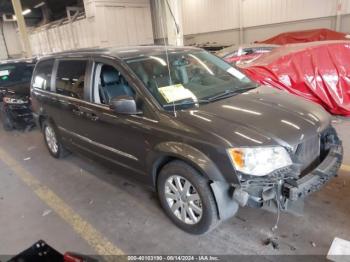  Salvage Chrysler Town & Country