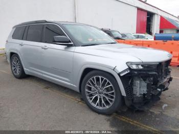  Salvage Jeep Grand Cherokee