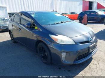  Salvage Toyota Prius