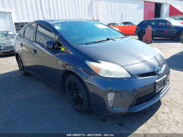  Salvage Toyota Prius