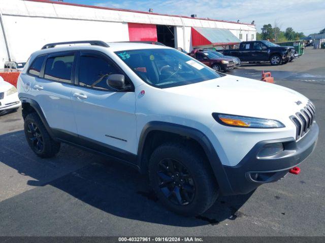  Salvage Jeep Cherokee