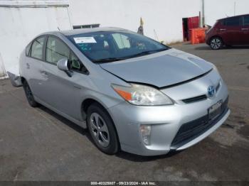  Salvage Toyota Prius