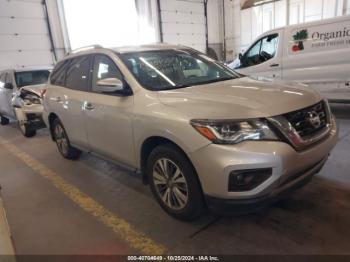  Salvage Nissan Pathfinder