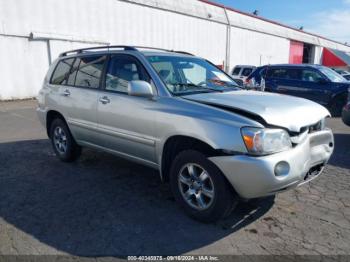  Salvage Toyota Highlander