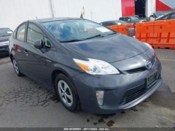  Salvage Toyota Prius