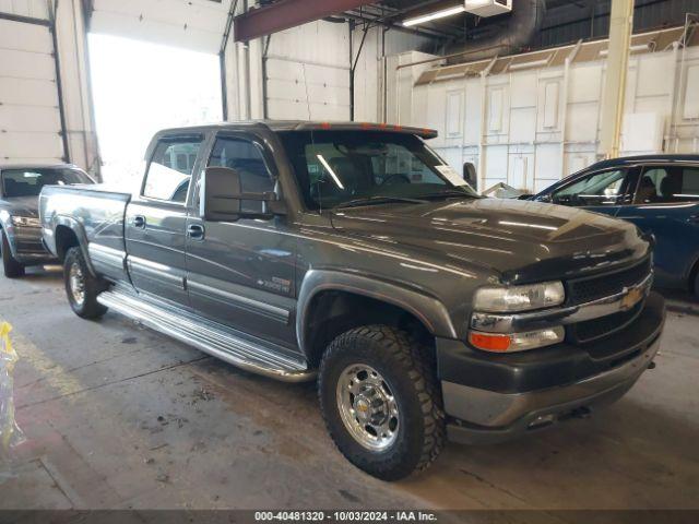  Salvage Chevrolet Silverado 2500