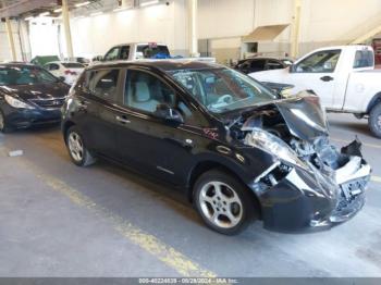  Salvage Nissan LEAF