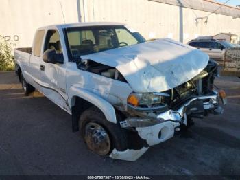  Salvage GMC Sierra 2500