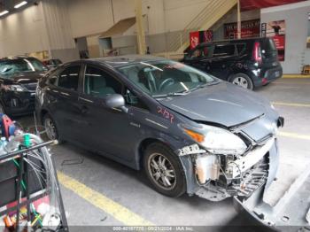  Salvage Toyota Prius