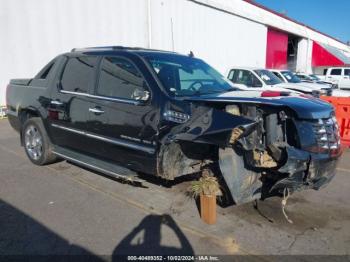  Salvage Cadillac Escalade