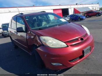  Salvage Toyota Sienna