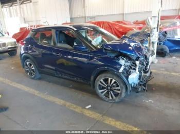  Salvage Nissan Kicks