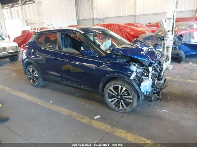  Salvage Nissan Kicks