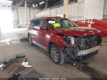  Salvage Nissan Pathfinder