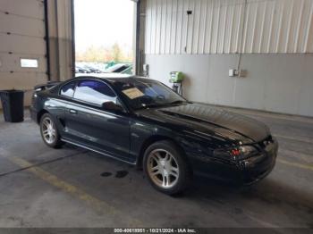  Salvage Ford Mustang