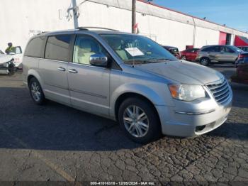  Salvage Chrysler Town & Country