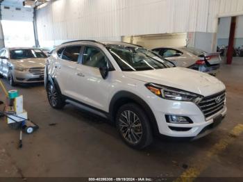  Salvage Hyundai TUCSON