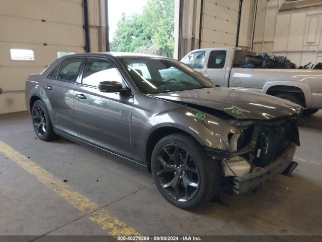  Salvage Chrysler 300