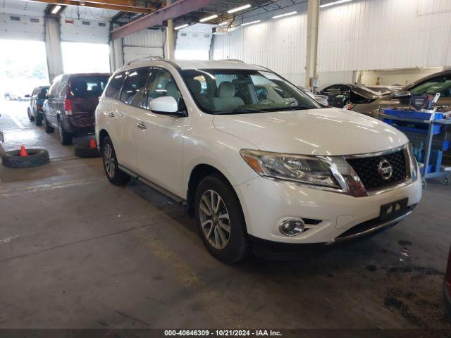  Salvage Nissan Pathfinder