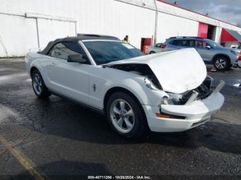  Salvage Ford Mustang