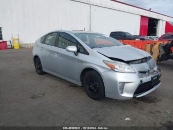  Salvage Toyota Prius