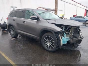  Salvage Toyota Highlander