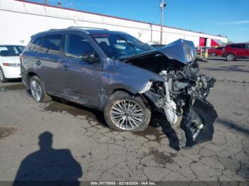  Salvage Mitsubishi Outlander