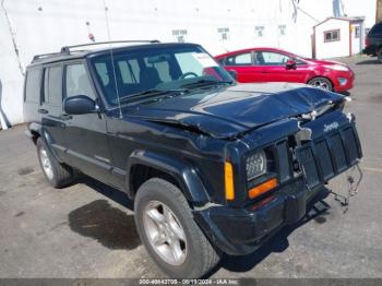  Salvage Jeep Cherokee