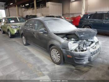  Salvage Volkswagen Jetta