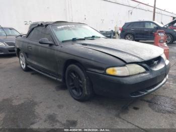  Salvage Ford Mustang