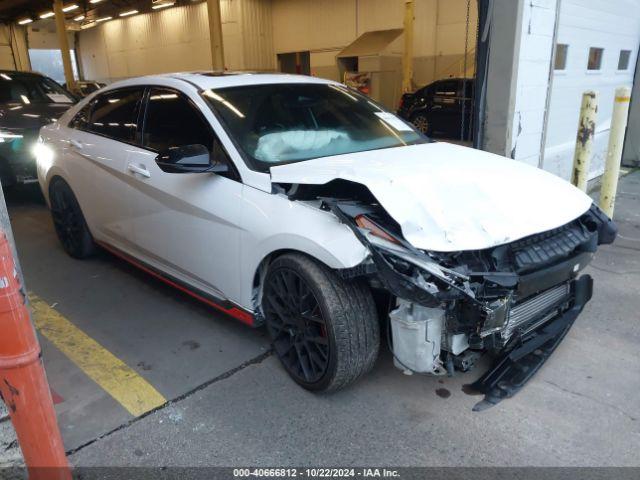  Salvage Hyundai ELANTRA