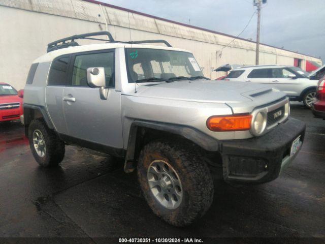  Salvage Toyota FJ Cruiser