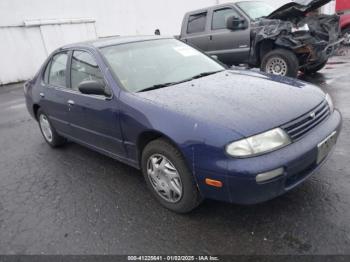  Salvage Nissan Altima