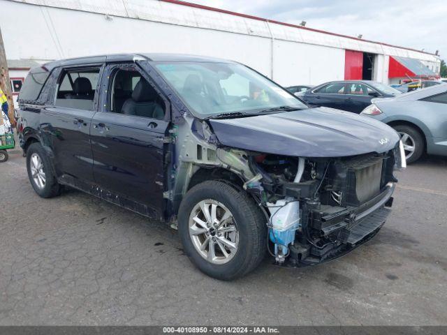  Salvage Kia Carnival