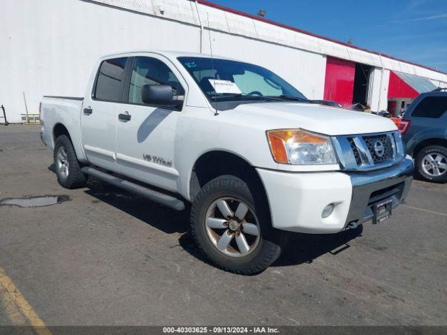  Salvage Nissan Titan