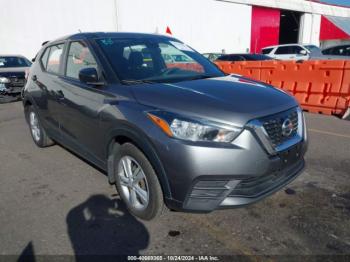  Salvage Nissan Kicks