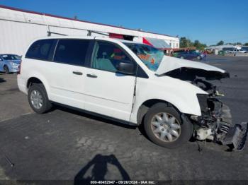  Salvage Chrysler Town & Country