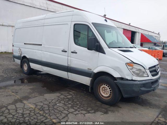  Salvage Mercedes-Benz Sprinter 2500