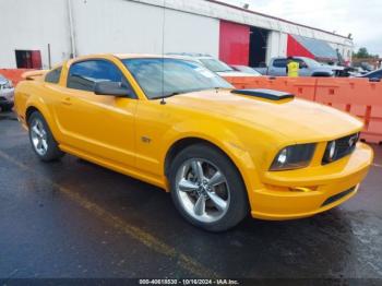  Salvage Ford Mustang